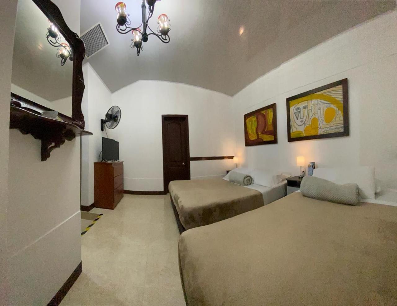 Camino Real A 150 Mts Del Centro Casa de hóspedes